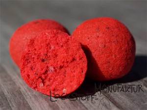 Ein Fluo-Hakenköder mit Colour Fluo-Red hergestellt ist sehr attraktiv für den Karpfen.
