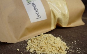 Auch die Verpackung unseres Sojamehls ist nachhaltig - Naturschutz leicht gemacht.